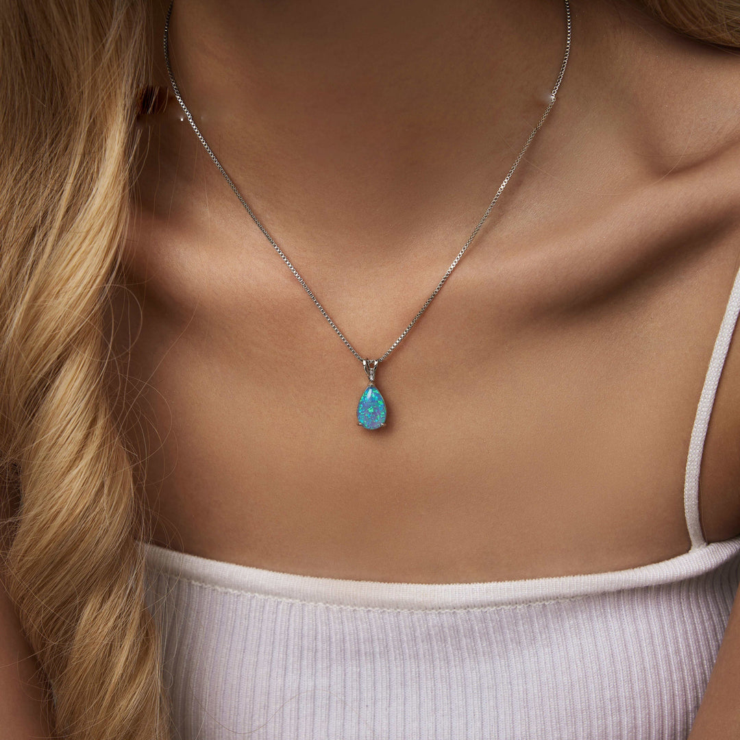 Minimalistisk dropp-opal-halsband - Selina