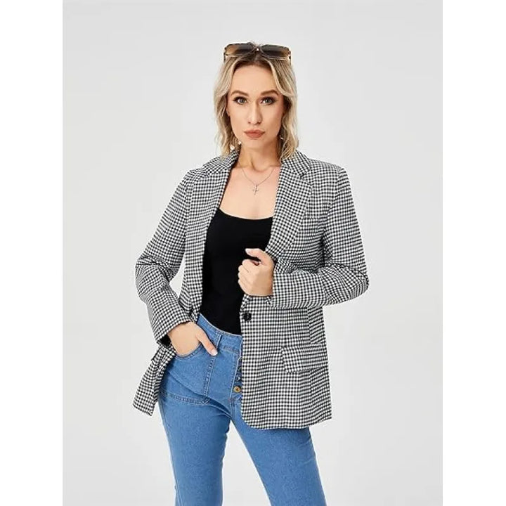 Blazer | Damkavaj med slagkrage och rutmönster
