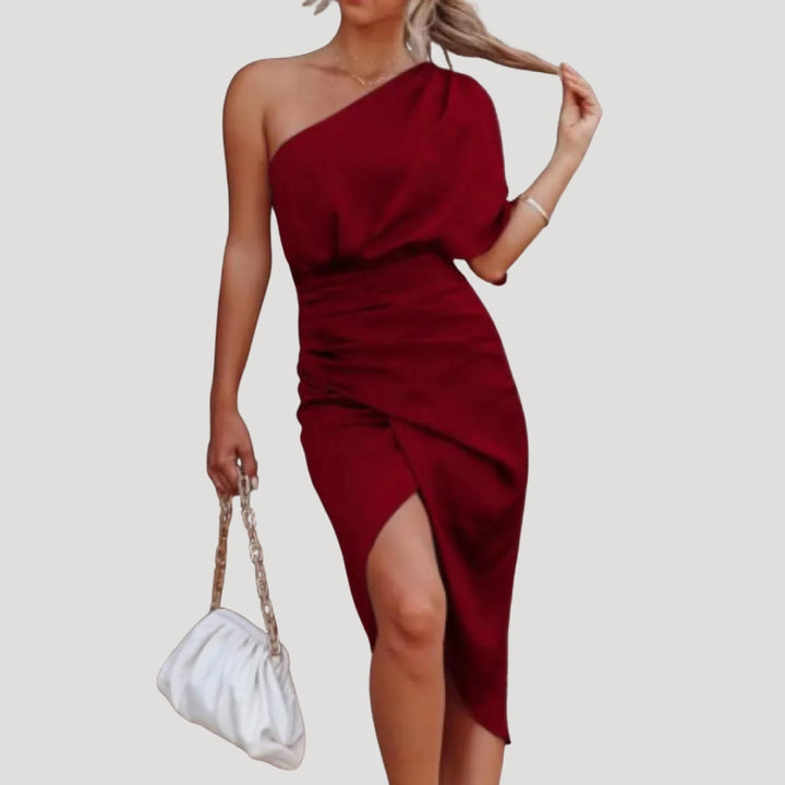 Dam elegant draperad midiklänning fest asymmetrisk stil