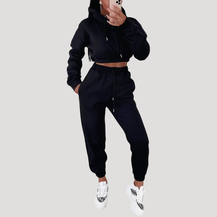 Dam mjukisset croppad hoodie och byxa mysdress