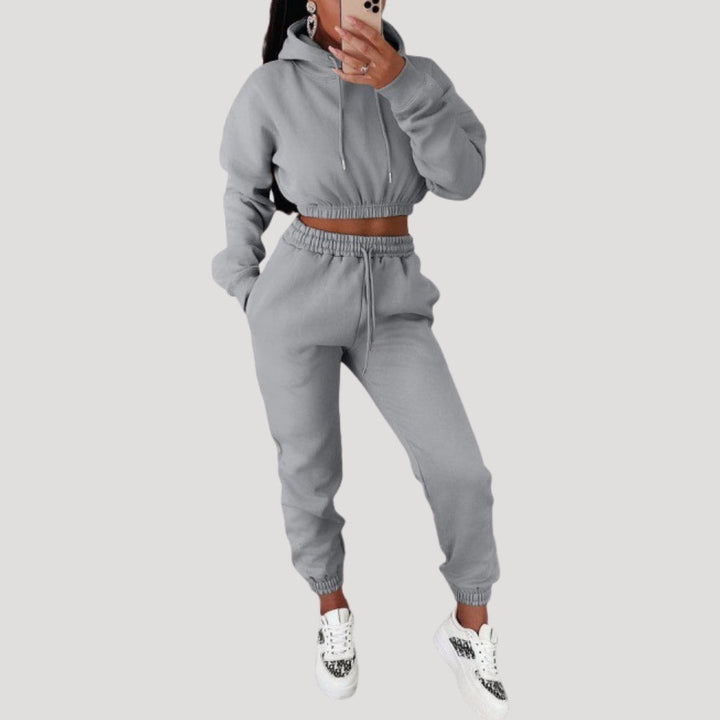 Dam mjukisset croppad hoodie och byxa mysdress