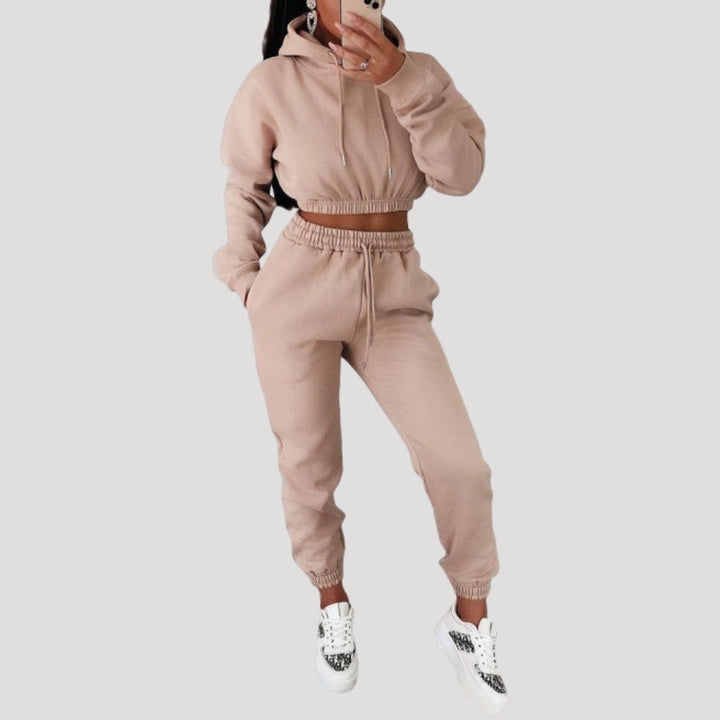 Dam mjukisset croppad hoodie och byxa mysdress
