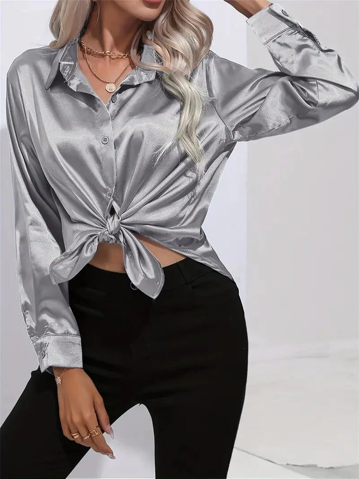 Alison Satin Blus | Elegant skjorta med knappar för kvinnor