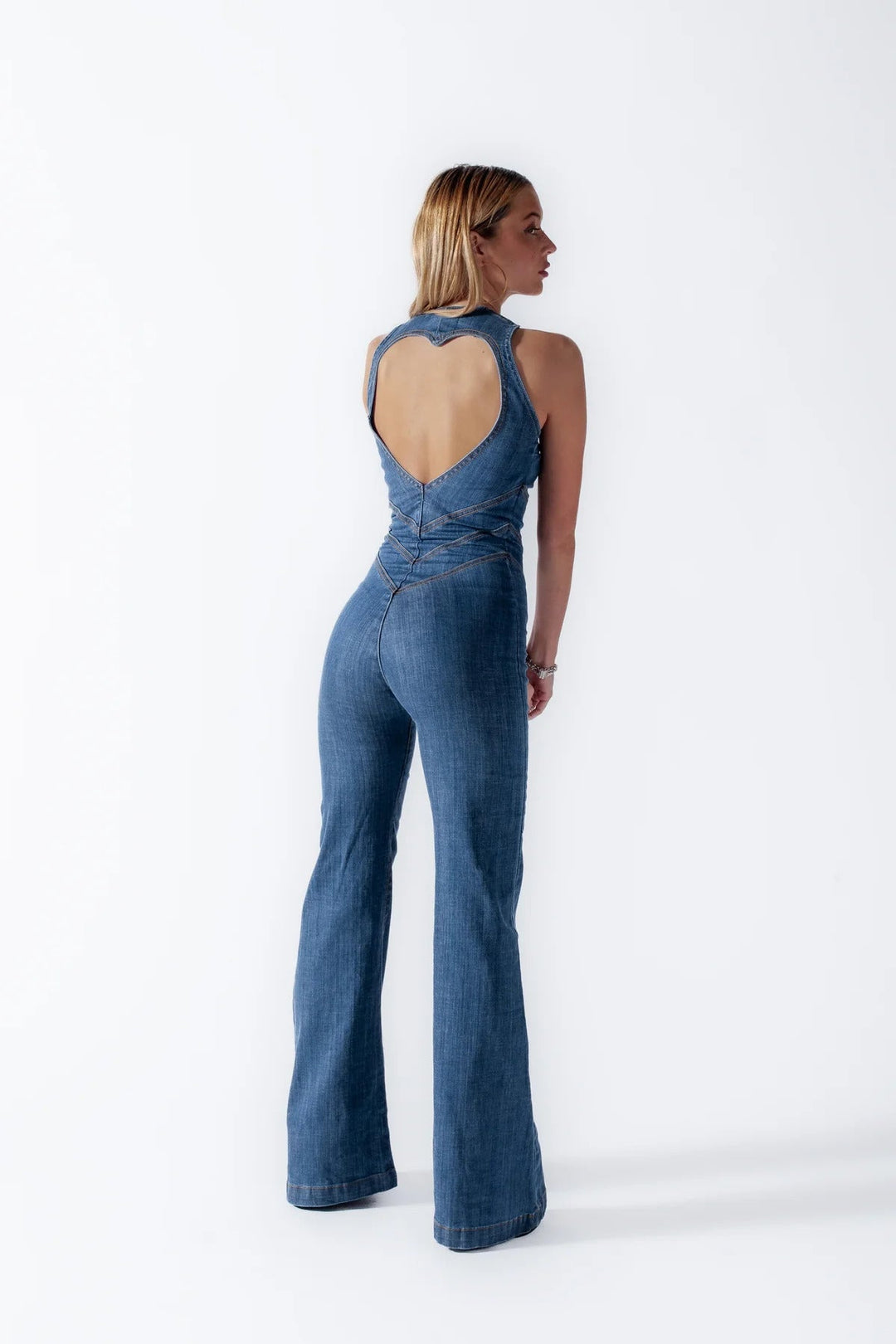 Åtsittande ärmlös jumpsuit - Kristin