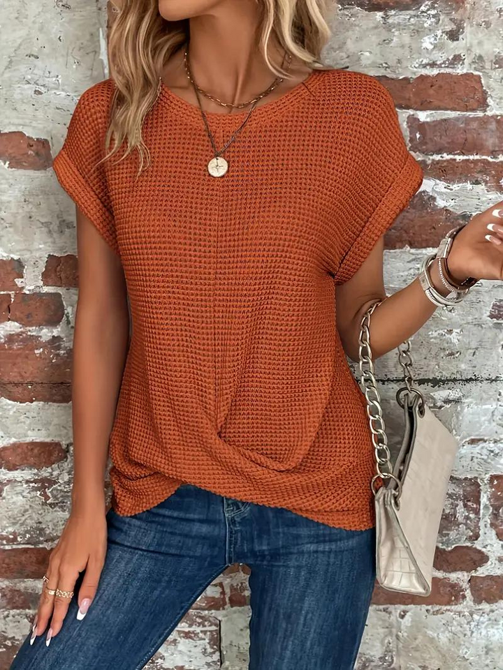 Anna | Moderiktig sommar-T-shirt