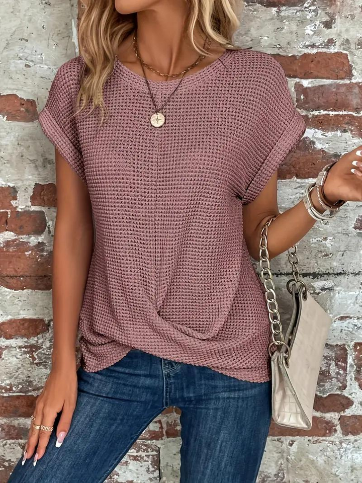 Anna | Moderiktig sommar-T-shirt