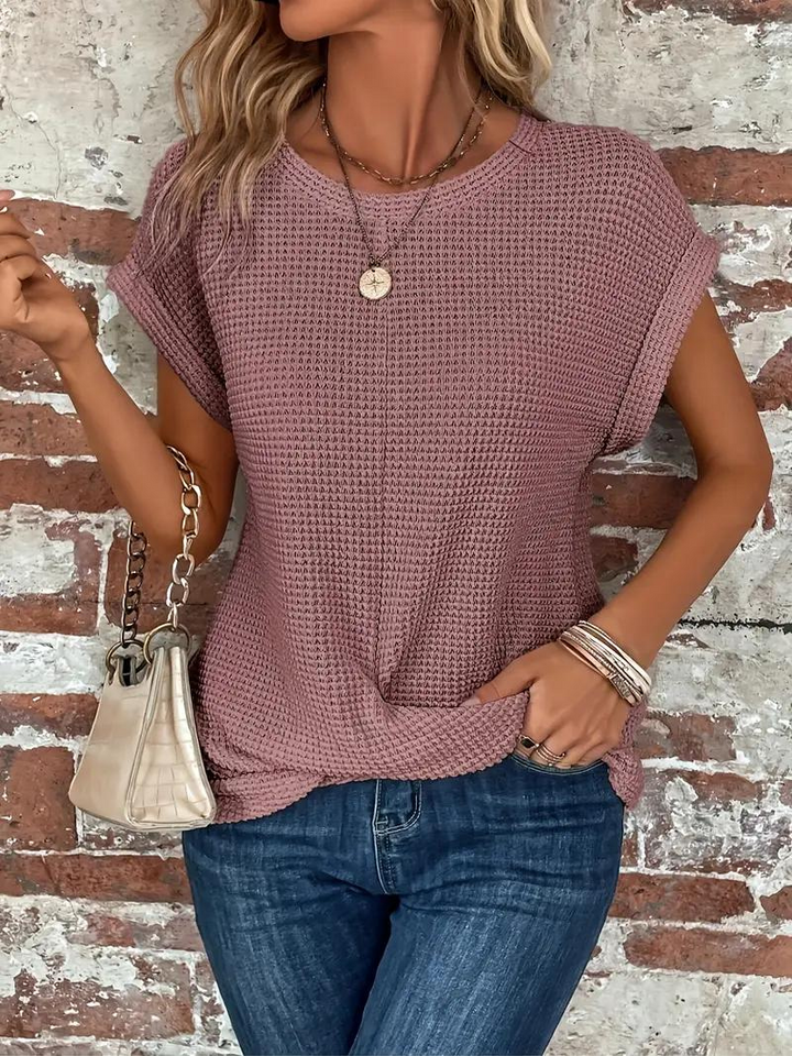 Anna | Moderiktig sommar-T-shirt
