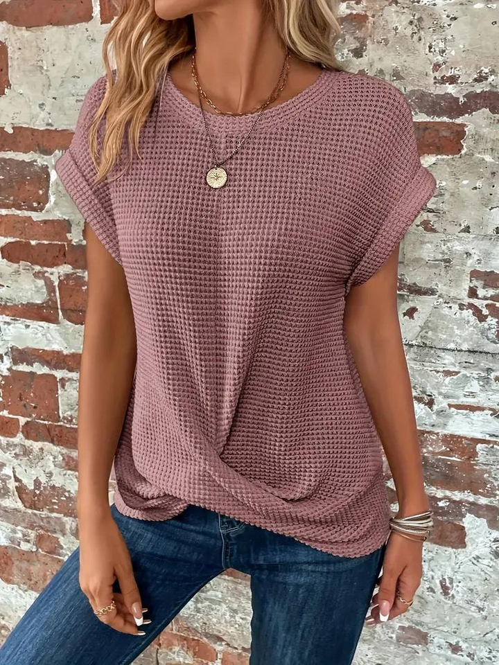 Anna | Moderiktig sommar-T-shirt