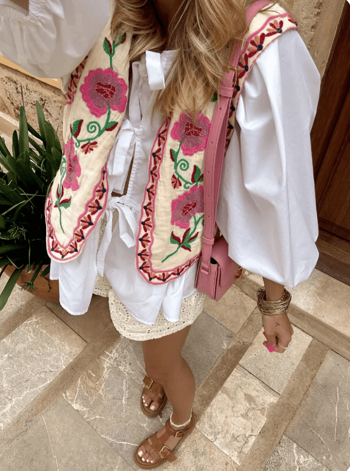 Blommig Väst | Vintage | Ärmlös | Broderad väst | Damväst