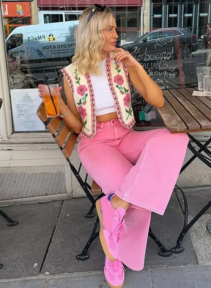 Blommig väst - Ärmlös broderad vintageväst för kvinnor
