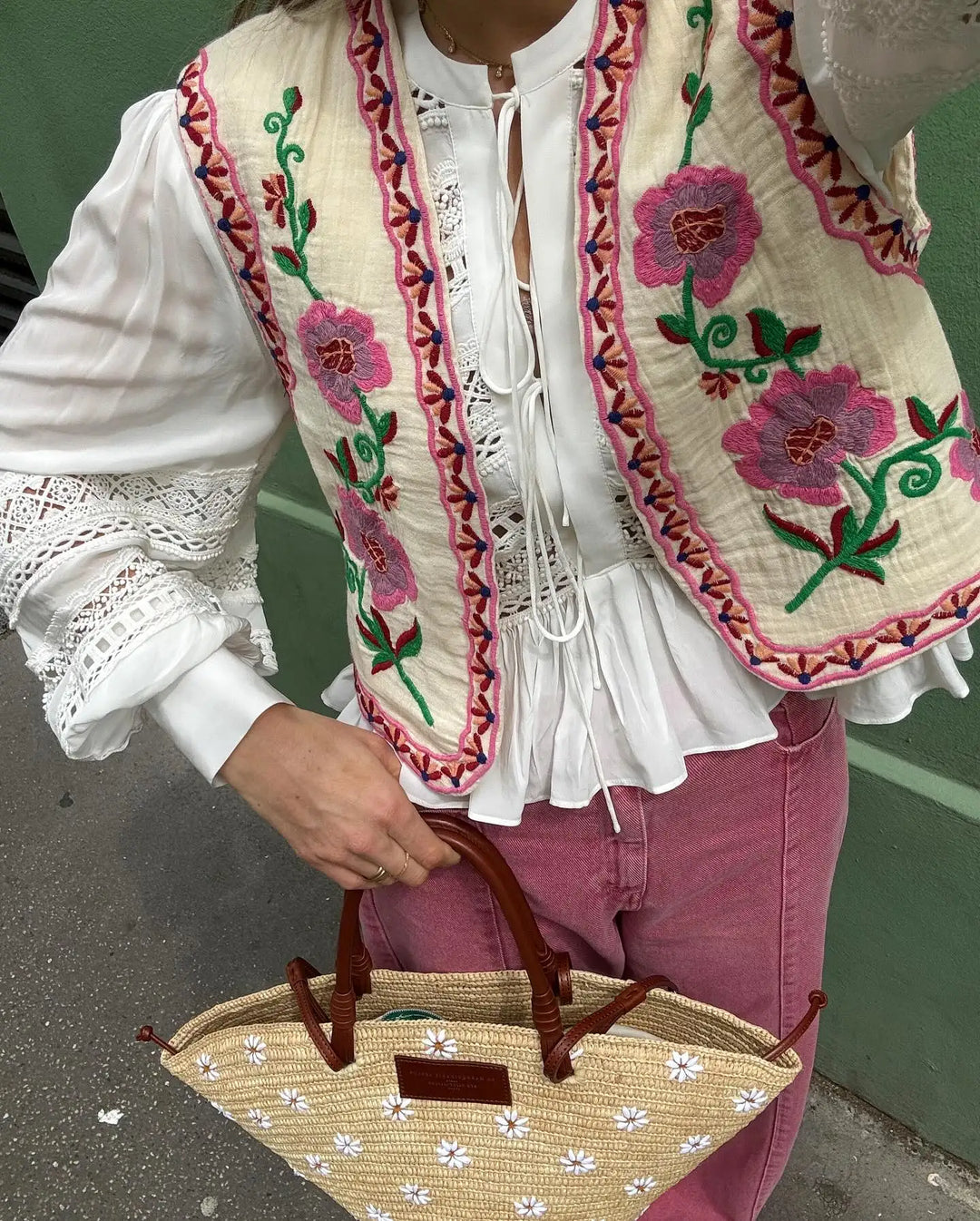 Blommig väst - Ärmlös broderad vintageväst för kvinnor