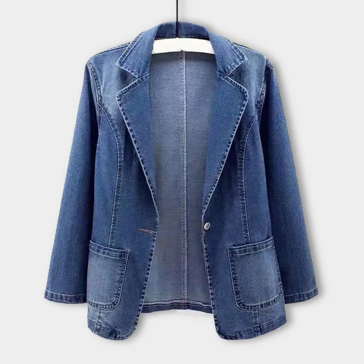 Damernas jeansblazer med elegant skärning – Nora höstutgåvan