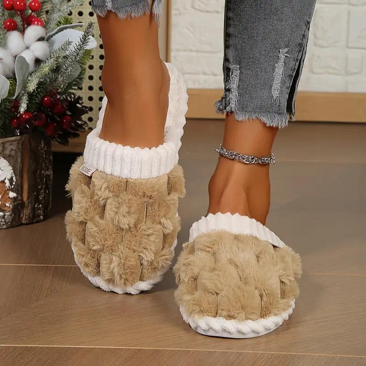 Carla Inomhustofflor | Damtofflor med fleece och slip-on