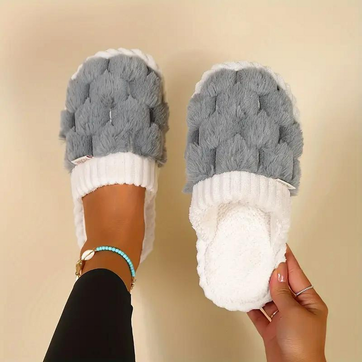 Carla Inomhustofflor | Damtofflor med fleece och slip-on