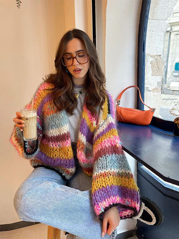 Chunky Cardigan - Färgstark randig stickad cardigan med öppen front för kvinnor