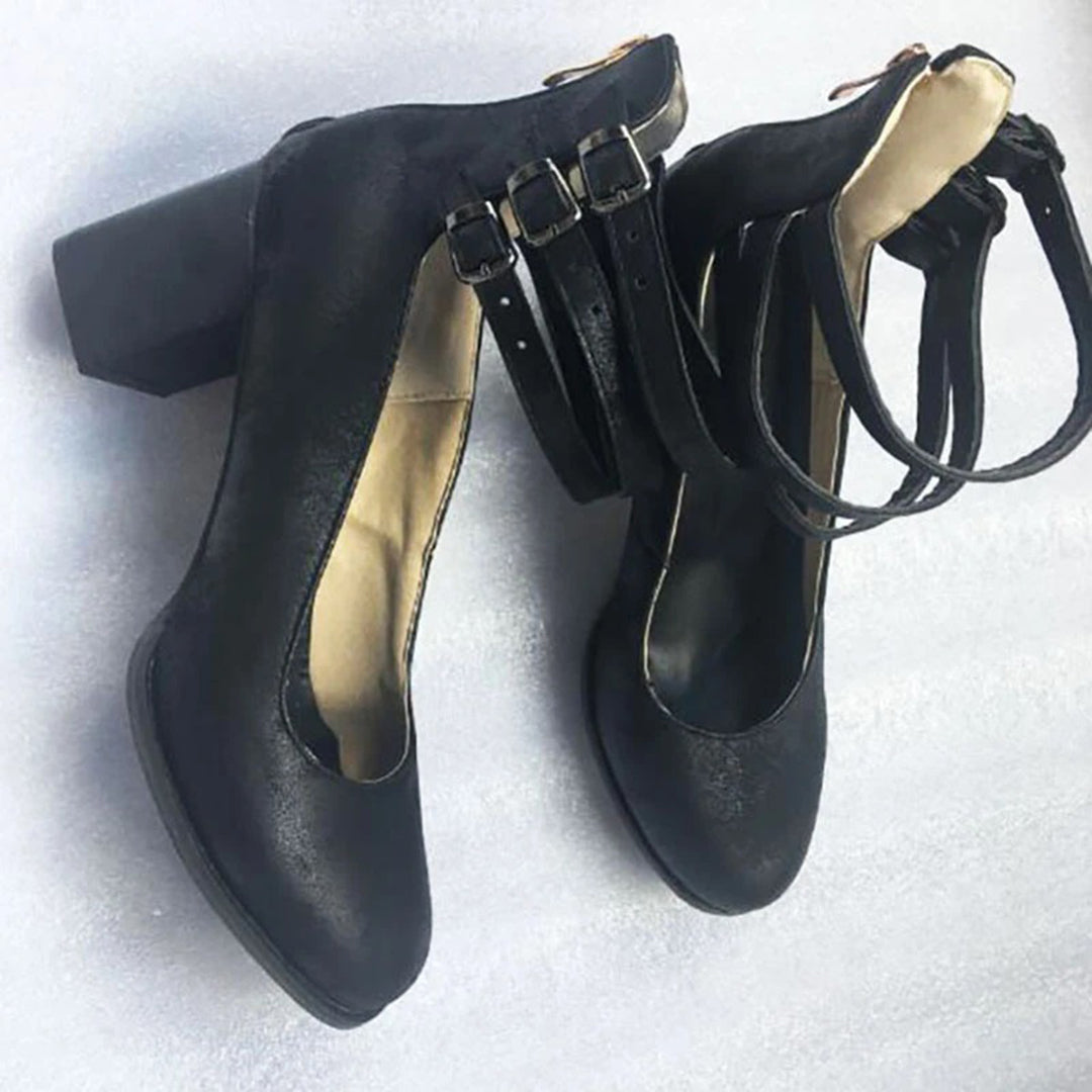 Chunky Heels - Damskor med ankelrem och blockklack med stängd tå