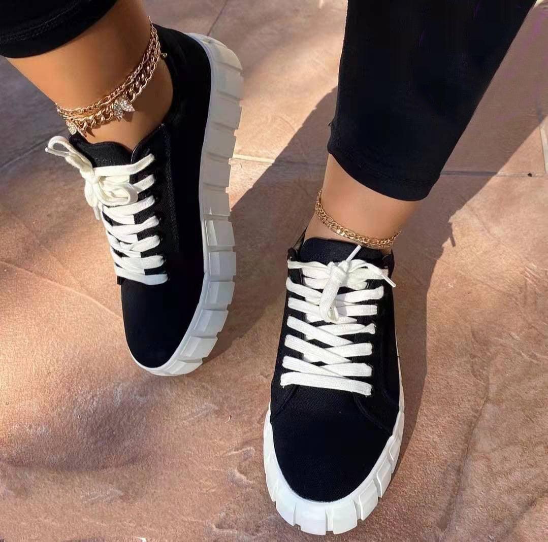 Vardaglig damsneaker med kraftig sula – Melissa