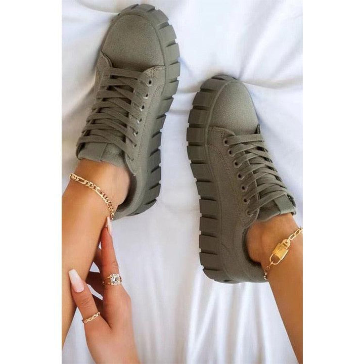 Vardaglig damsneaker med kraftig sula – Melissa
