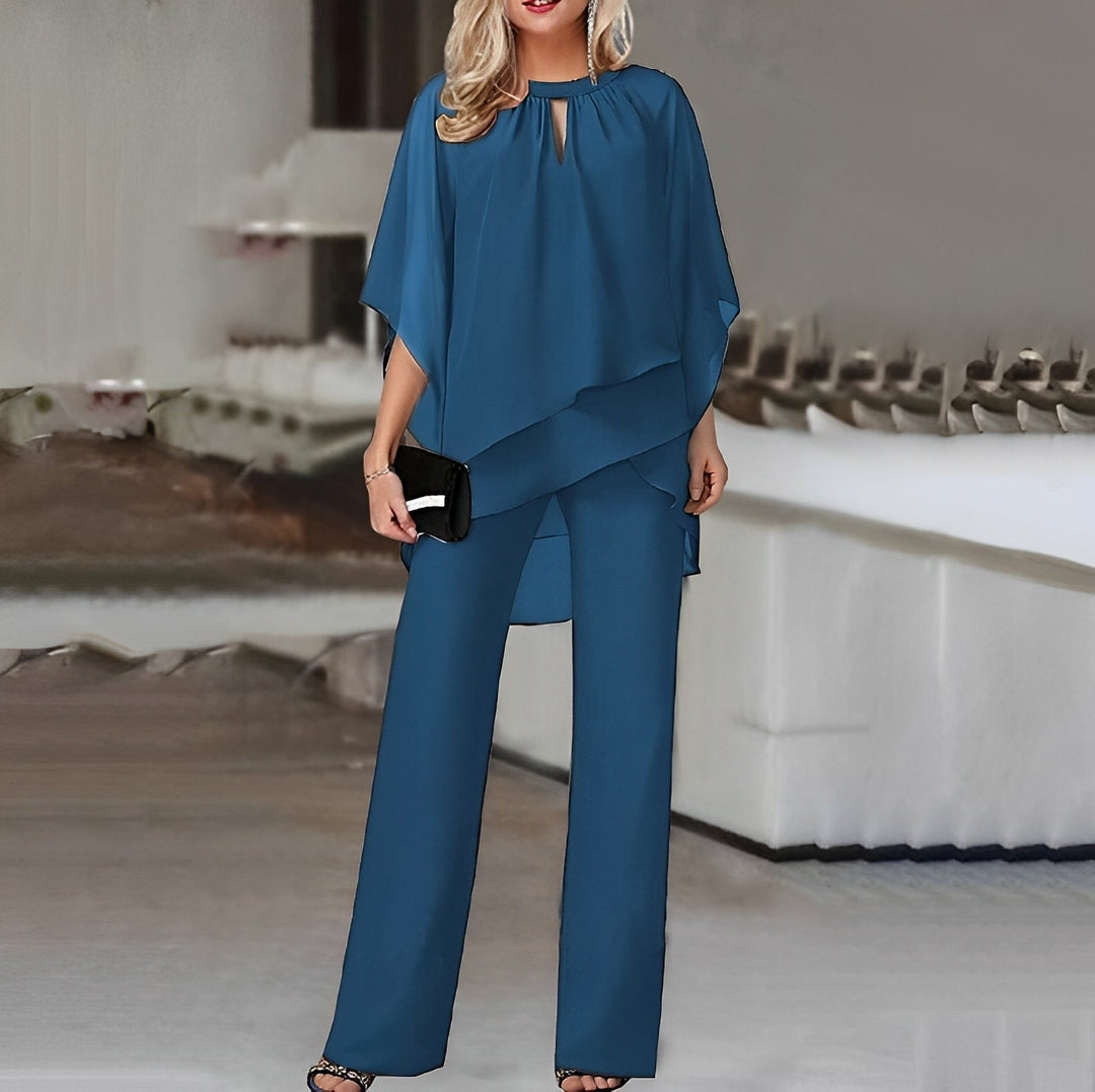 Co-Ord Set - Elegant tvådelat set med blus och byxor för kvinnor