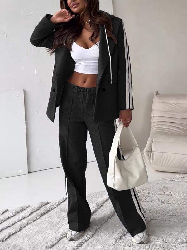 Co-Ord Set - Tvådelat set med blazer och joggingbyxor med vida ben för kvinnor