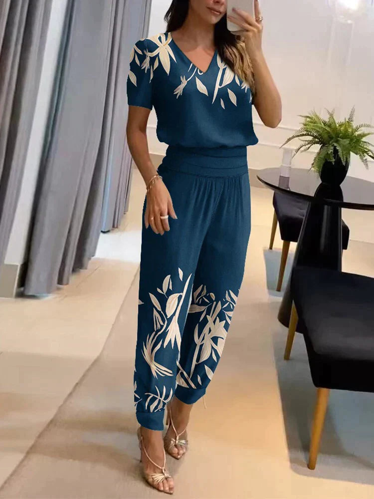 Co-Ord Set - Tvådelat set med kortärmad blus och byxor med hög midja för kvinnor