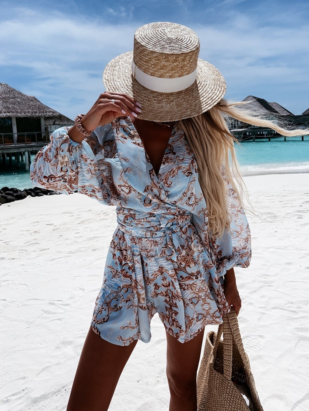 Co-Ord Set - Tvådelat sommarset med shorts och blus för kvinnor