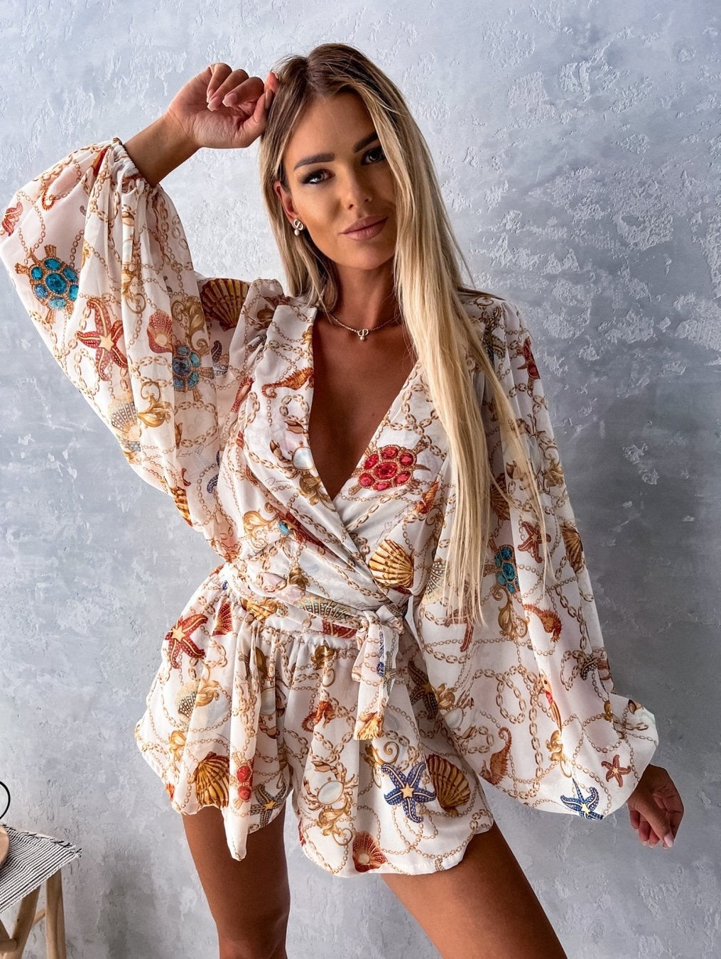 Co-Ord Set - Tvådelat sommarset med shorts och blus för kvinnor