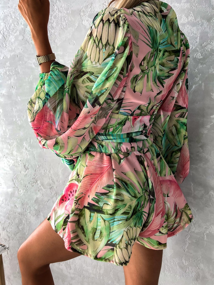 Co-Ord Set - Tvådelat sommarset med shorts och blus för kvinnor