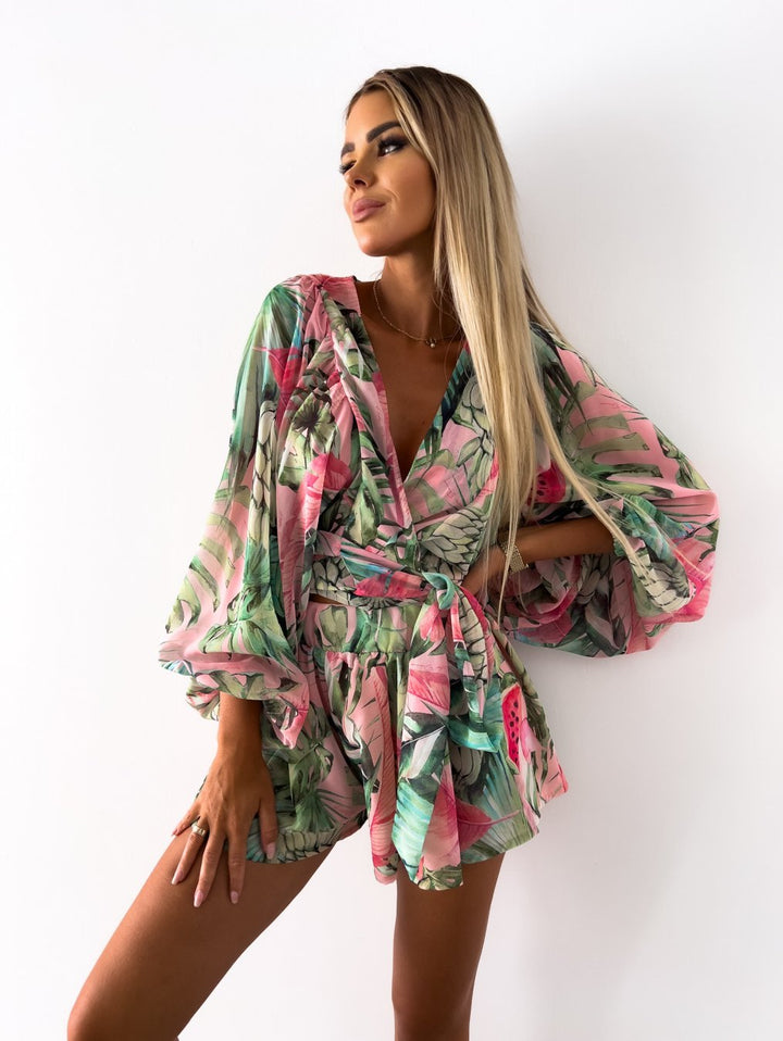 Co-Ord Set - Tvådelat sommarset med shorts och blus för kvinnor