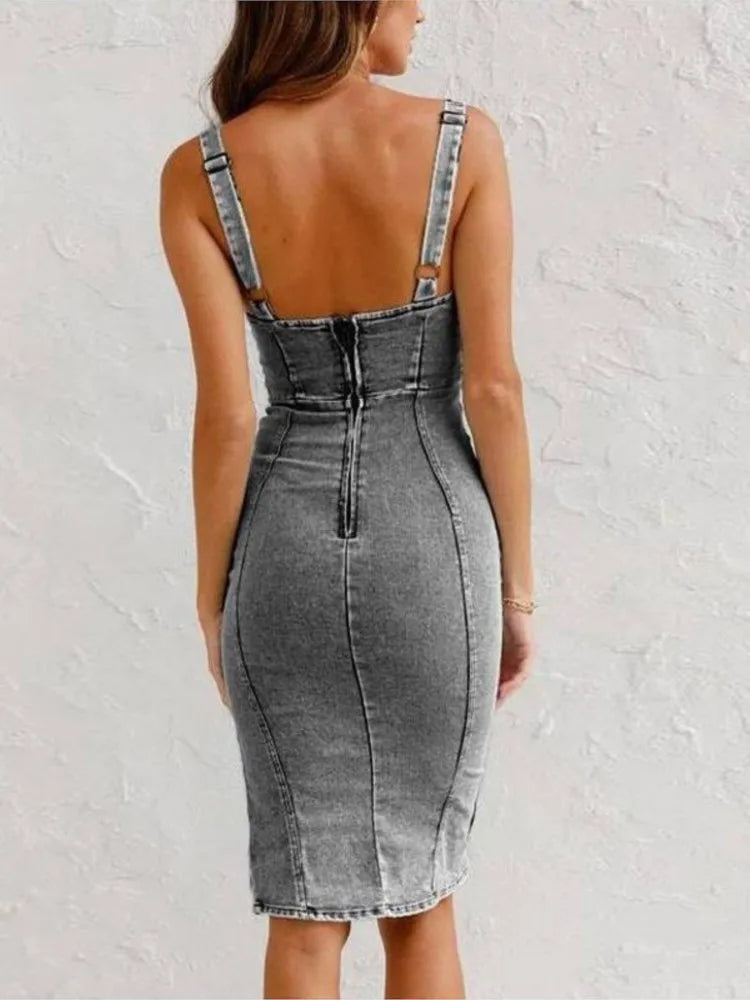 Denimklänning - Ärmlös knälång bodycon-denimklänning för kvinnor