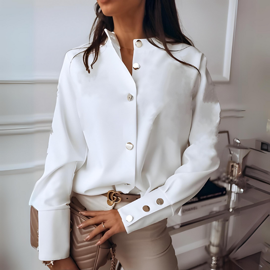 Elegant blus - Långärmad, knappförsedd satinblus för kvinnor