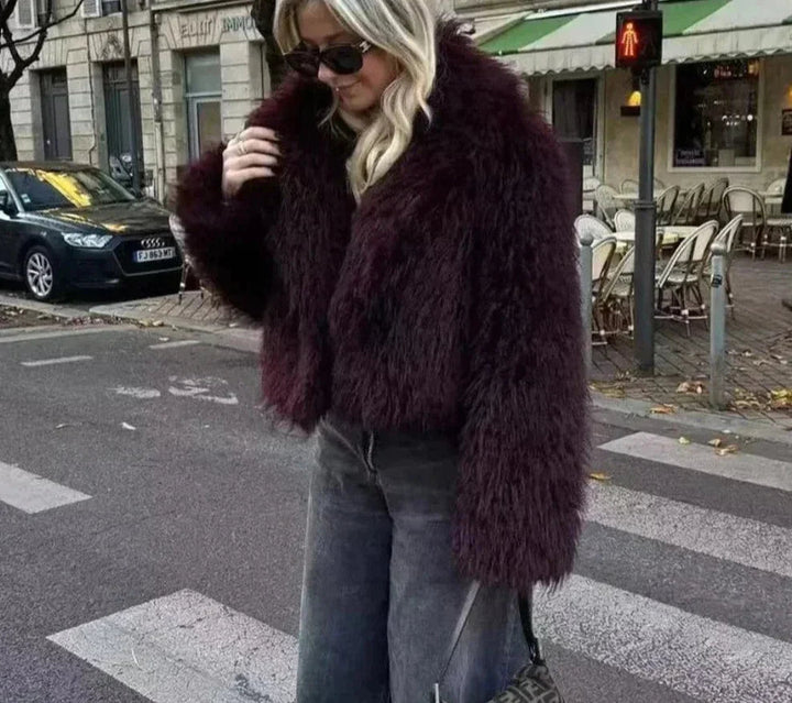Fuskpälsjacka - Kort - Fluffig - Kappa med fuskpäls - Pälsjackor för kvinnor