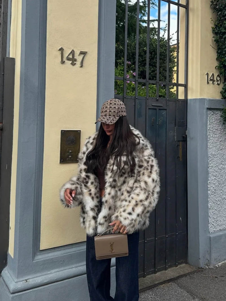 Fuskpälsjacka - Leopard - Kort - Fluffig jacka - Vinterjacka för dam