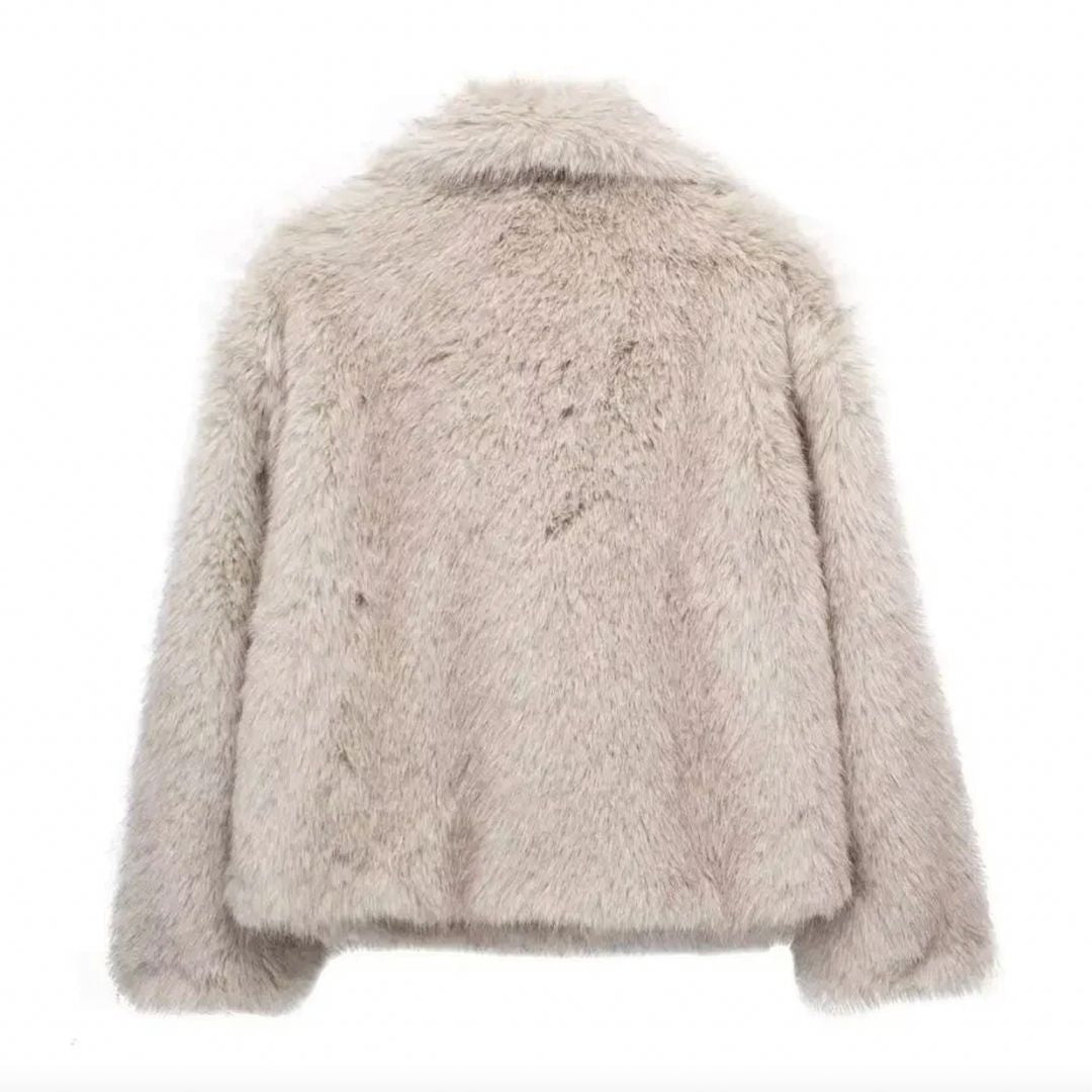 Fuskpälsjacka - Snygg - Kort - Fluffig pälsjacka - Vinterjacka för dam
