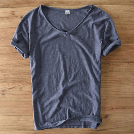Herr V-ringad T-shirt med Slim Fit och Korta Ärmar