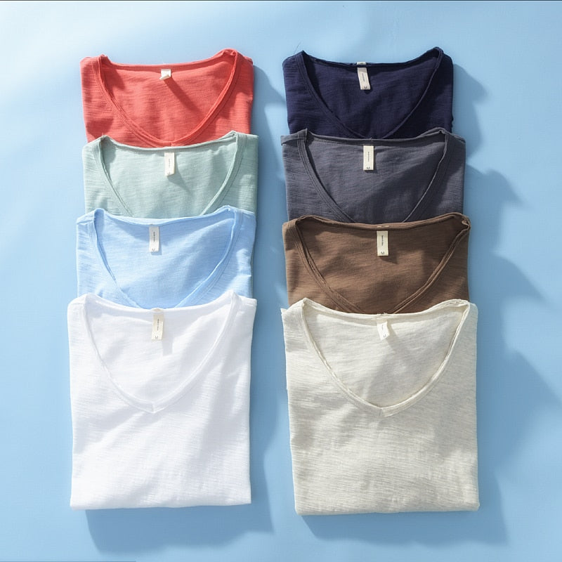 Herr V-ringad T-shirt med Slim Fit och Korta Ärmar