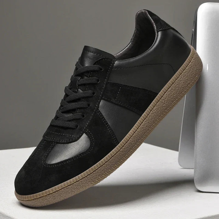 Herr sneakers i mocka med robust yttersula bekväm passform