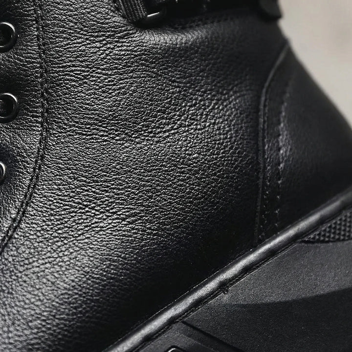 Hög sneaker med robust sula - Laurence