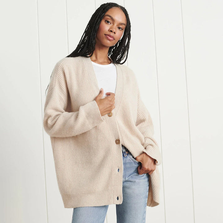 Kashmircardigan – Oversized stickad cardigan med V-ringning för dam