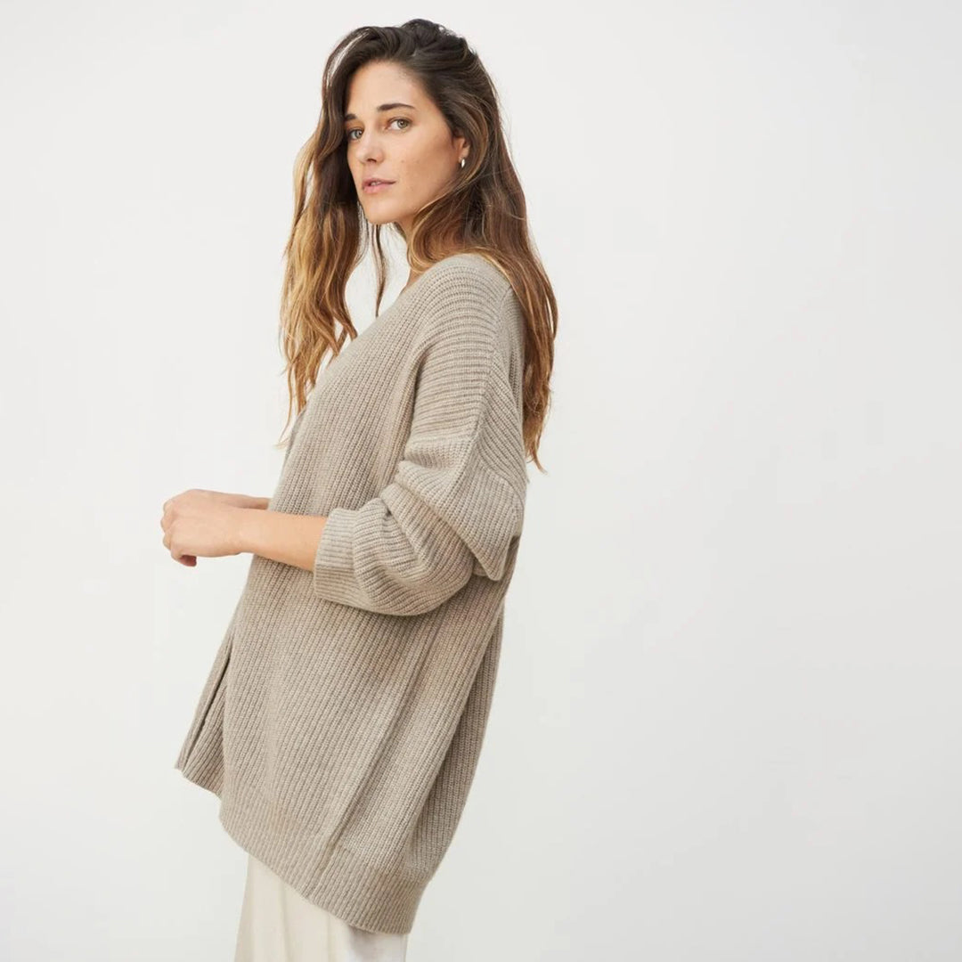 Kashmircardigan – Oversized stickad cardigan med V-ringning för dam