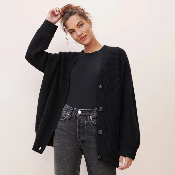 Kashmircardigan – Oversized stickad cardigan med V-ringning för dam