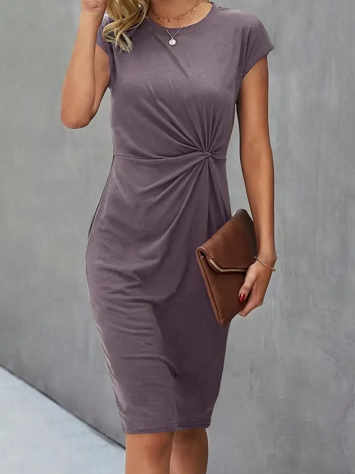 Klänning | Kortärmad | Knälång | Elegant klänning | Midiklänning