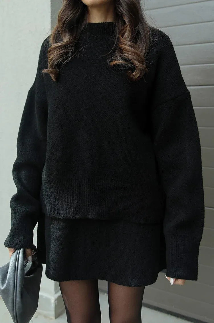 Knitted Co-Ord - Tvådelat set med minikjol och tröja för kvinnor