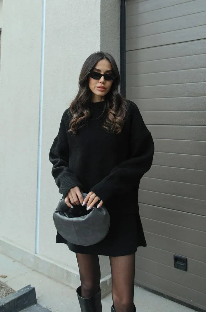 Knitted Co-Ord - Tvådelat set med minikjol och tröja för kvinnor