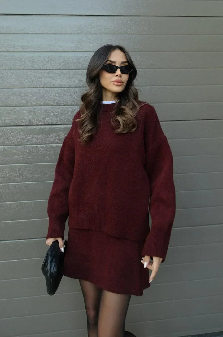 Knitted Co-Ord - Tvådelat set med minikjol och tröja för kvinnor