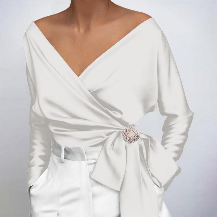Kvinnors Blus med Tidlös och Elegant Design