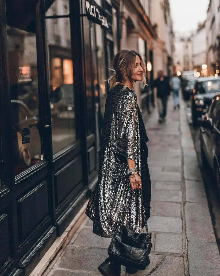 Lång paljettkimono – öppen fram – långa ärmar – glittrig kimono – glitterkofta