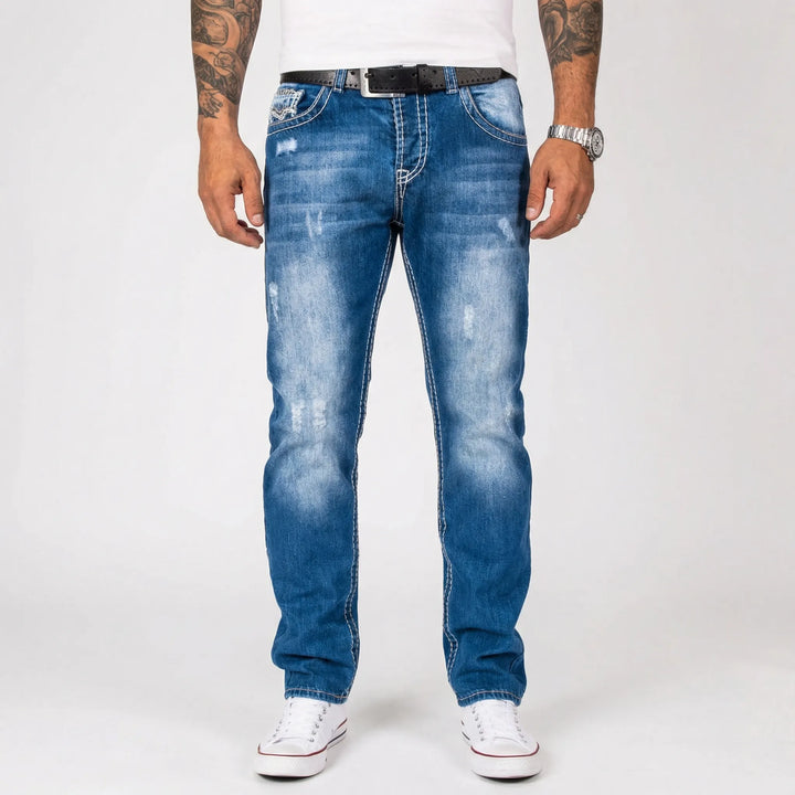 Avslappnade klassiska vardagsjeans - Lewis