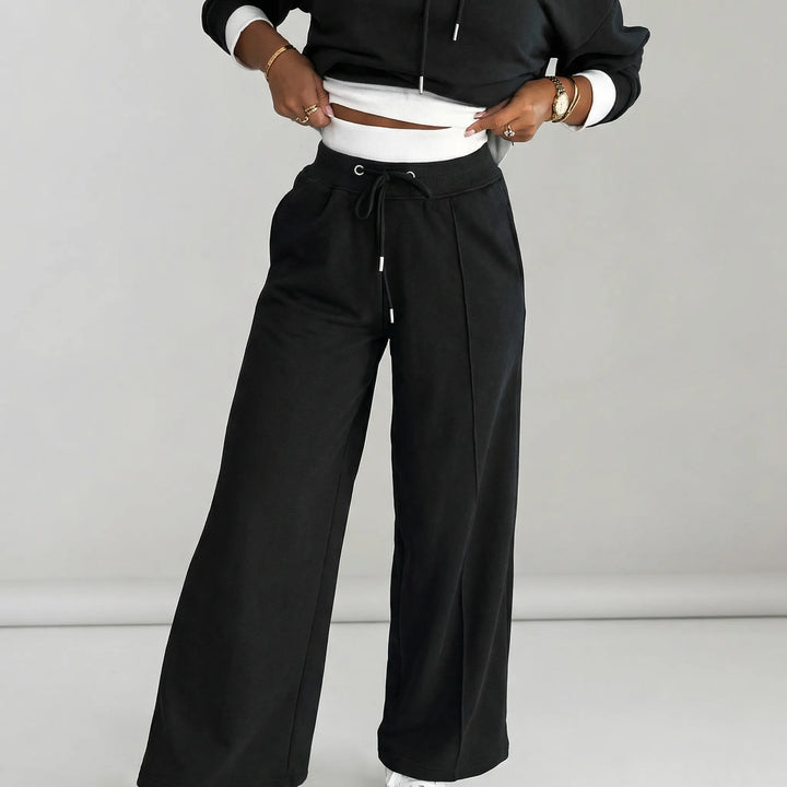Avslappnad rese- och loungeoutfit - Thalia