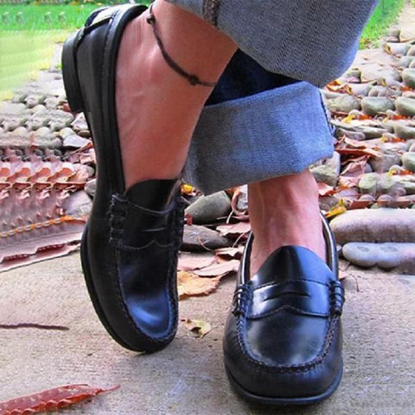 Loafers - Platta ortopediska slip-on-skor i läder för kvinnor